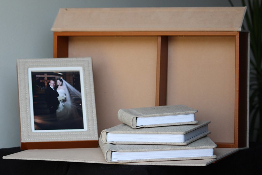 Paquete Duxelles (3 Photobooks: 10x10, 8x8, 6x6 + Estuche y Portarretrato) - Photobook Mx