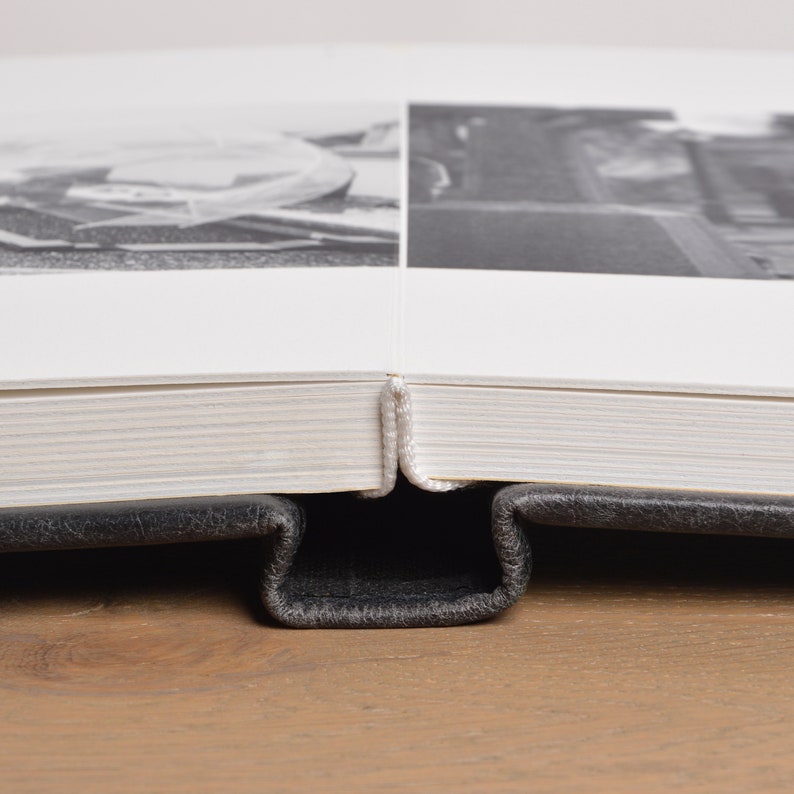 Elegant Photobook D — perfect for luxury wedding memories.